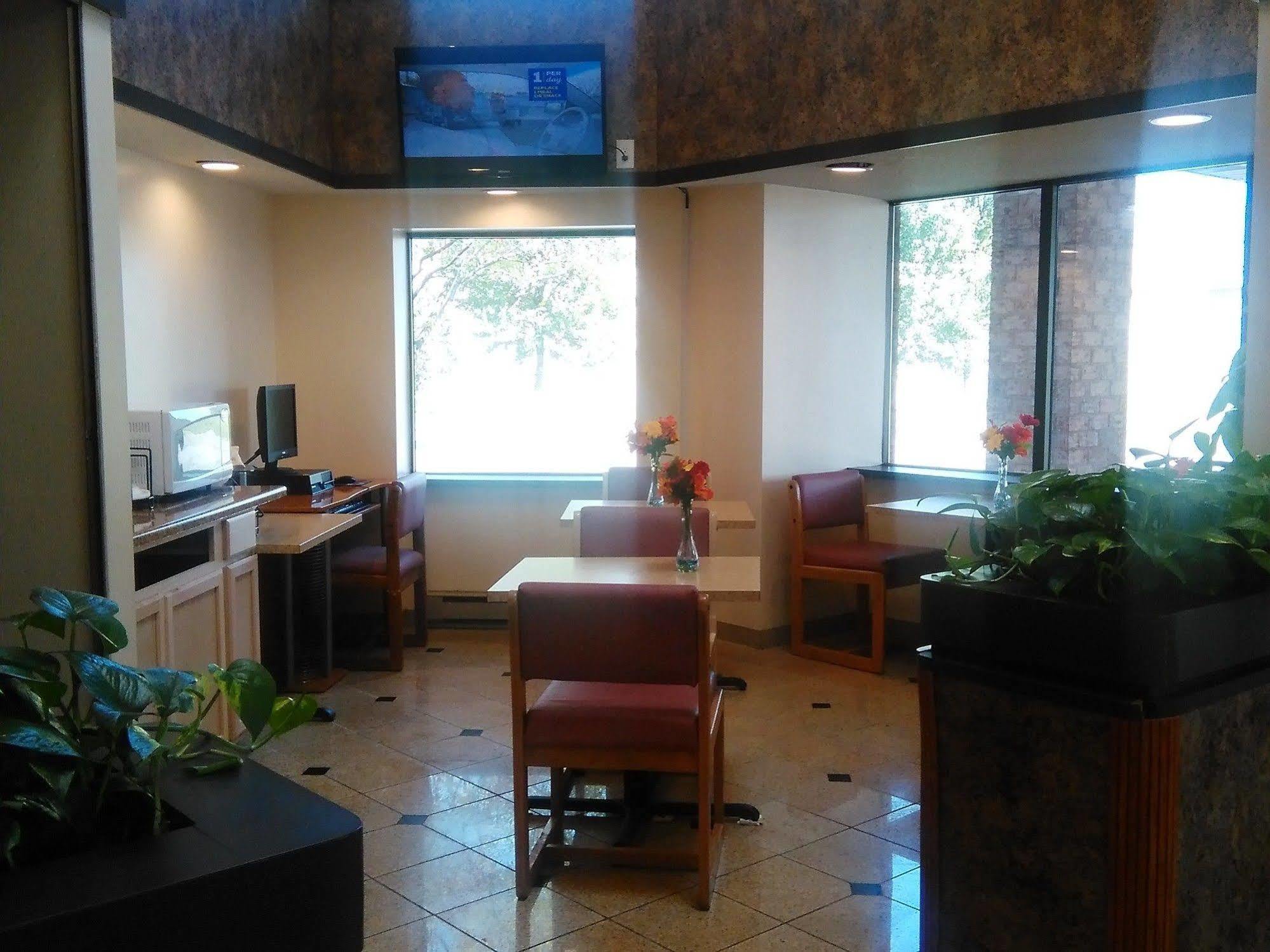 Americas Best Value Inn Хорсхедс Екстериор снимка